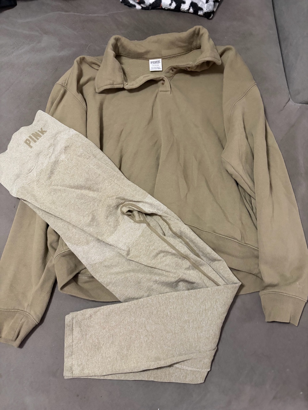PINK Victoria's Secret forest greenTwo-Tone Taupe & Light Taupe Seamless Legging
